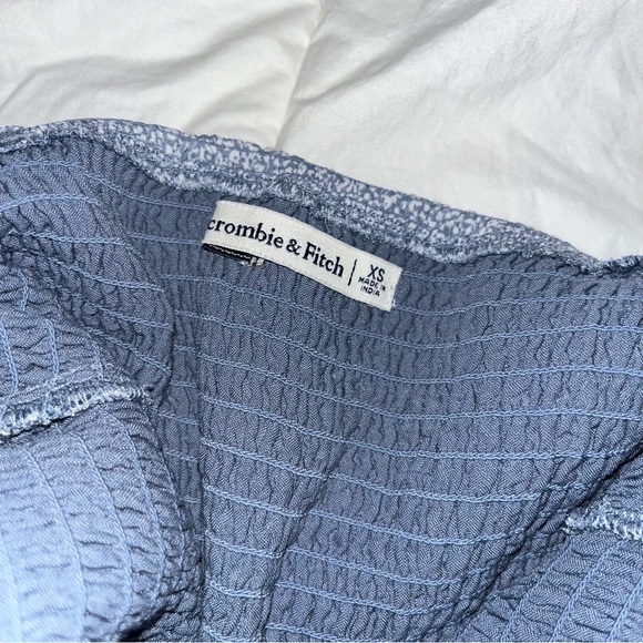 Abercrombie and Fitch Smocked Flutter Sleeve Top - Picture 3 of 4